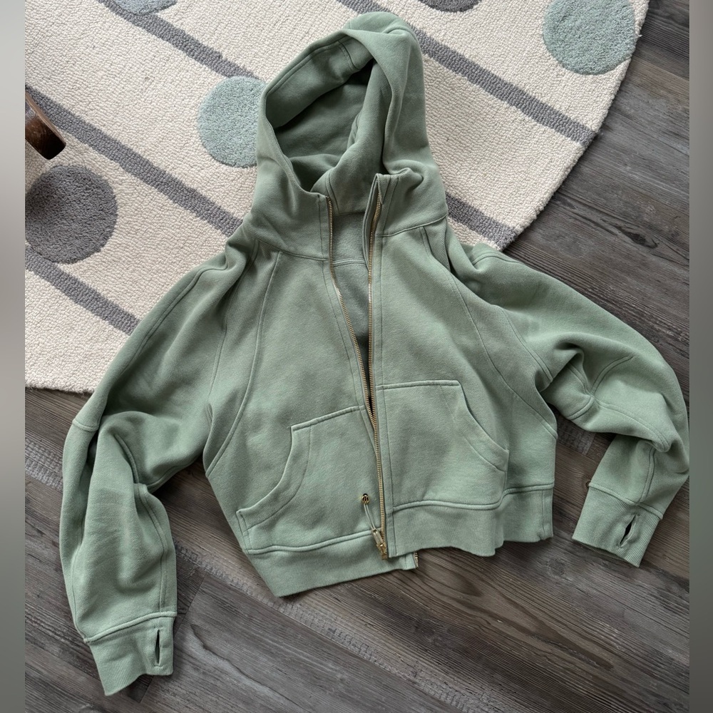 Lululemon Oversized Cropped Scuba Zip